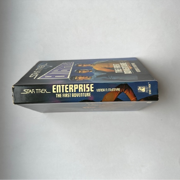 Book: 1986 - Star Trek Enterprise The First Adventure, Vonda N. McIntyre - Picture 6 of 7